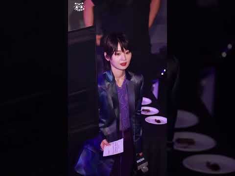 明星Y现场｜【饭拍2】笔笔周笔畅补妆小花絮
