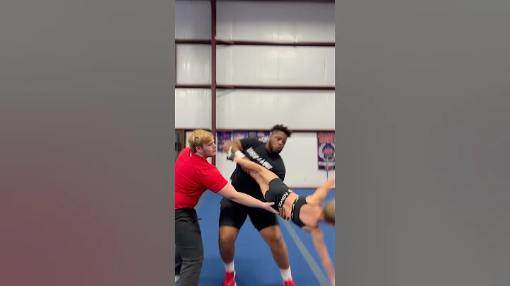 WHOAA😳 Aaron for the save👏🏽👏🏽 #cheer #stunt #fail #stuntfails #failvideo #athlete #bloopers
