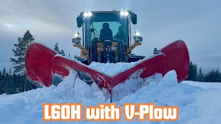 Volvo L60H opening up an Unplowed road with V-Plow | Loads of snow