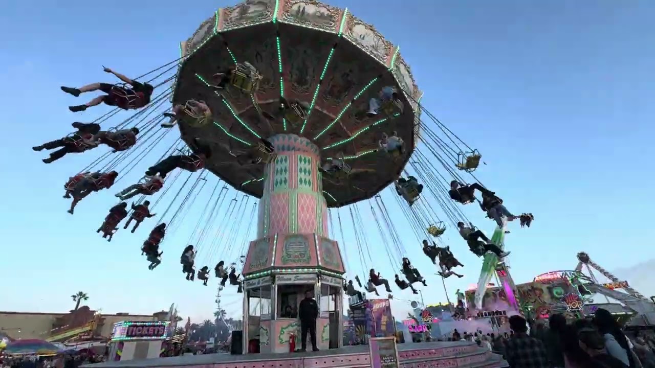 Swing ride at the VC Fair 