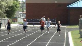 10 year old beats 11 & 12 year olds in 100m dash