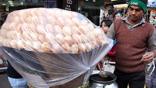 Pani Puri (Puchka) in Kolkata - One of The BEST Indian Street Food Snacks!