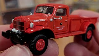 Visiting SAMS SALVAGE YARD and testing out GREENLIGHT VINTAGE AD CARS Series 15