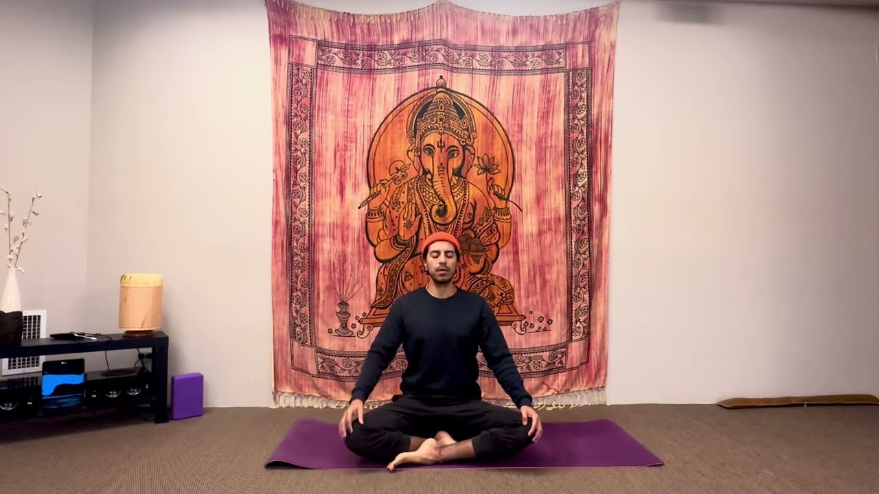 Hatha Flow 1 hour - Basic and intermediate level Humbly Yoga 
