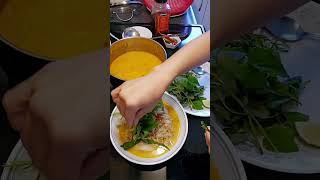 #នំបញ្ចុកខ្មែរឯនាយសមុទ្រ #Vermicelles de #riz à la cambodgienne (Num Banchok)