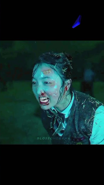 she left her alone when zombie come karma she was left alone 🤯 #kdrama #shorts