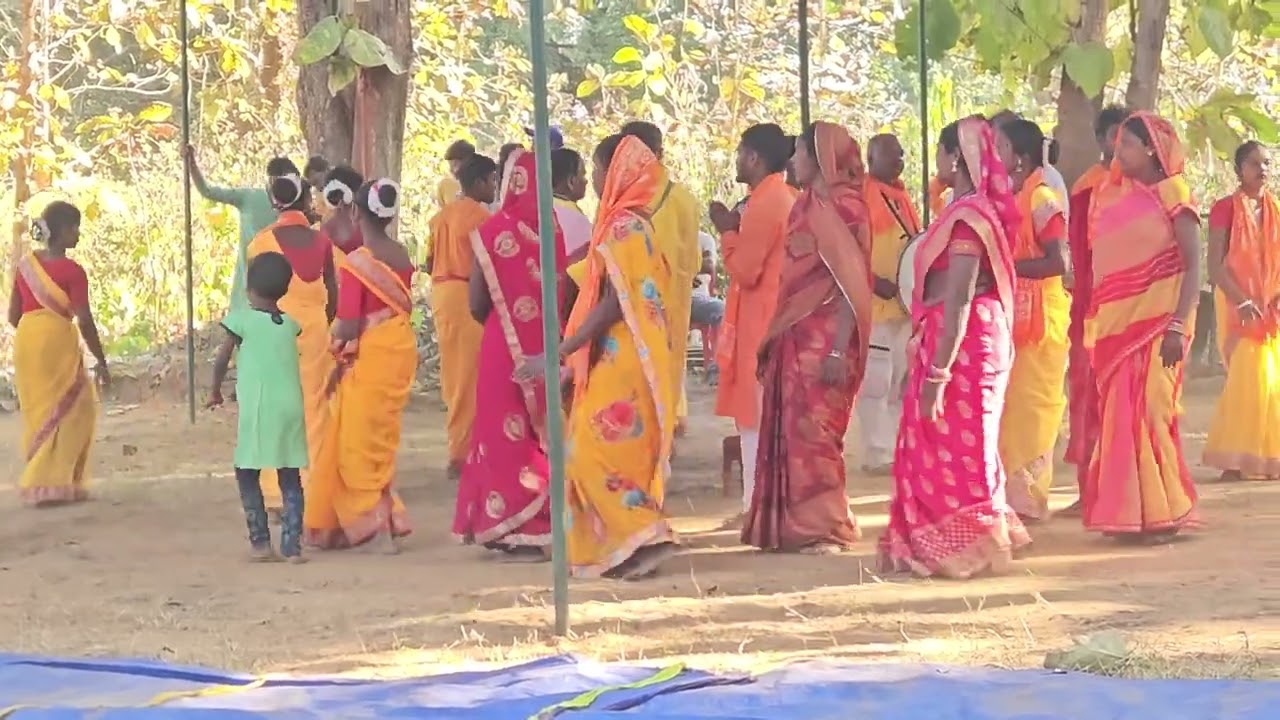 DUMIRTA HARI KRITAN MANDLI IN OLD MANOHARPUR 