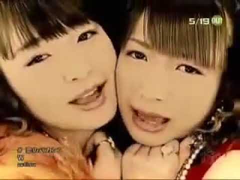 японки у моря у синего моря. японки у моря у синего моря. дуэт w - koi no vacances. сёстры дза пинац у моря у синего. у моря у синего моря на японском.