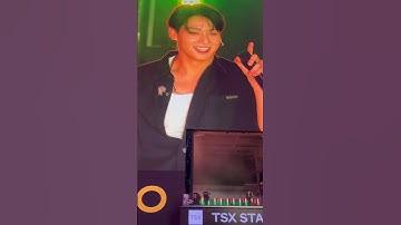 JUNGKOOK Live in Concert op Times Square in New York #shorts #bts