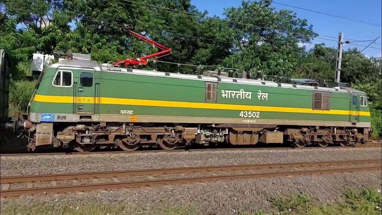 Nmg Rake NMG Rake Led By Valsad WAG-9HC Cruises Towards Chinchwad - YouTube