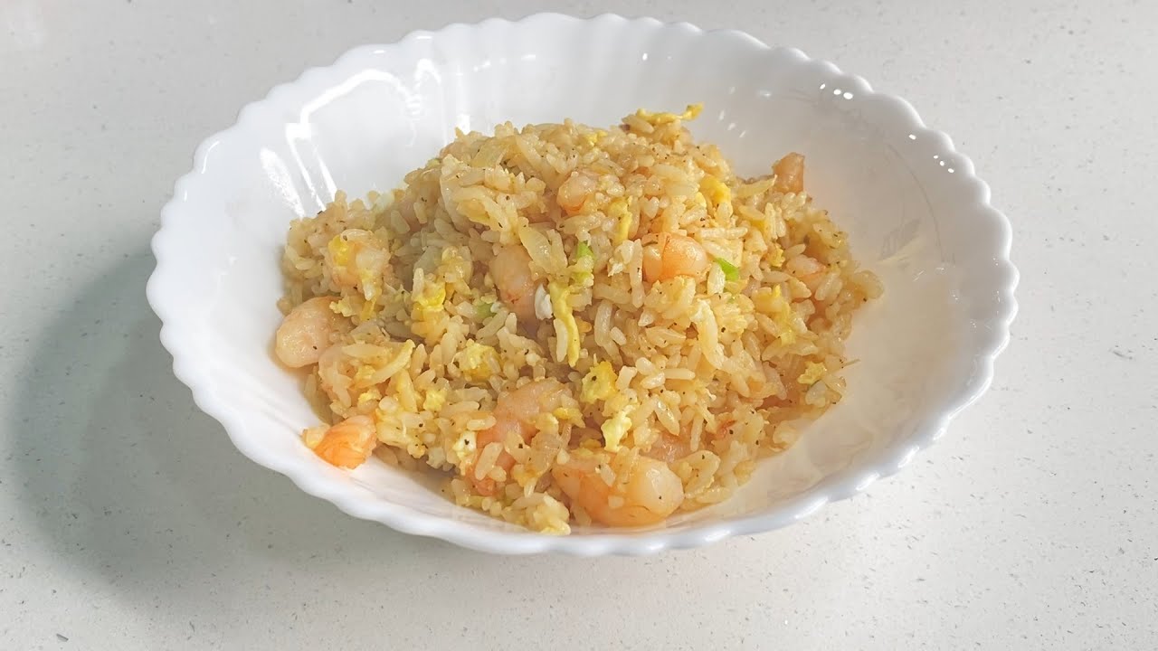 Garlic Butter Shrimp Fried Rice Recipe - YouTube