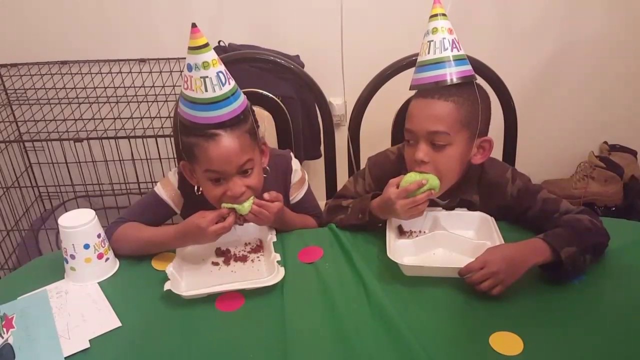 Kids cupcake eating contest YouTube