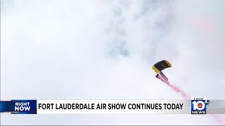 Air Show in Fort Lauderdale, Fleet Week in Miami mark final day