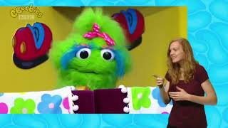 Justins House Is Back In The Sign Zone Again But Without Mrs Stickybottom The Sign Language Lady