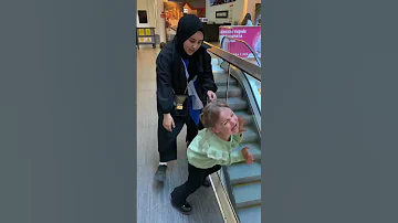 Anne Istiyorum لولو وناسة ماما 