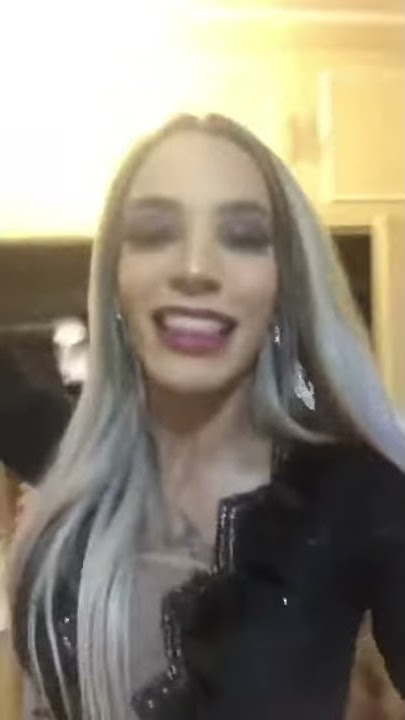 E essa Pool Party hoje - Lana Almeida