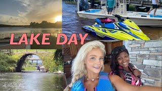 Day On The Lake Vlog! (Jet Skiing , Racing,  Exploring Beaches)