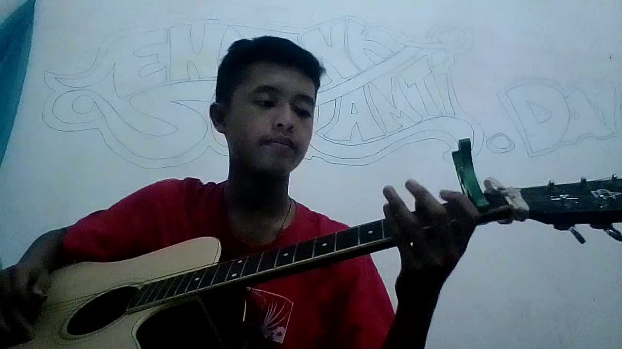 Bagaikan Langit Dan Bumi . Versi Gitar. - YouTube