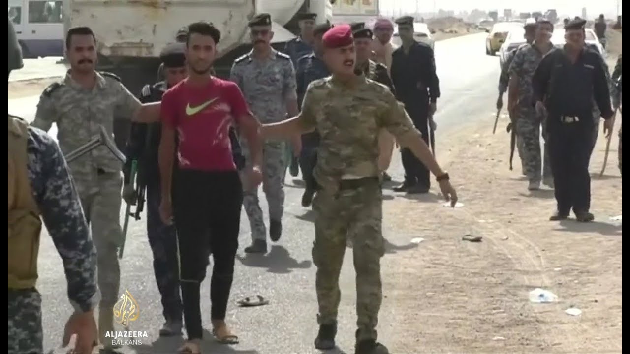 احتجاجات في جنوب العراق، والمتظاهرون يطالبون بالإصلاحات