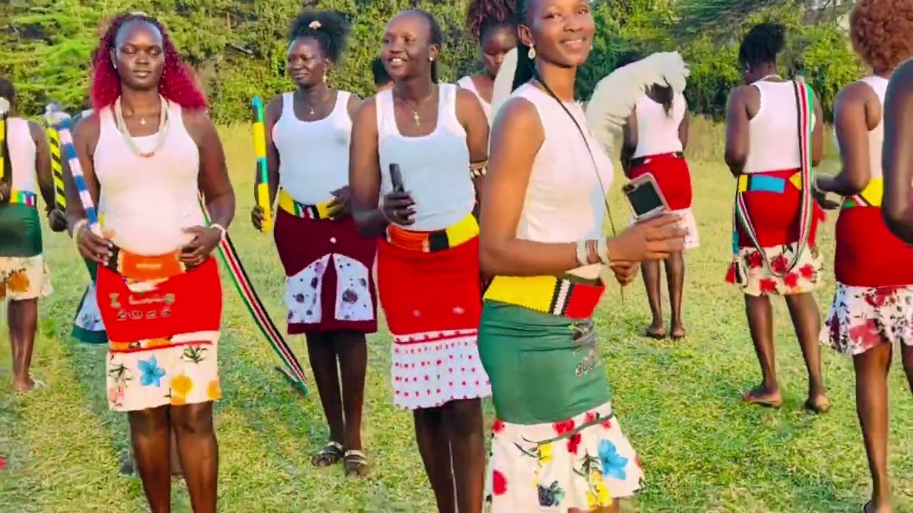 Farewell dance of Alek Mathiang