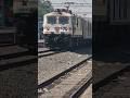 BRC WAP-7 PULLING TO 19052 VALSAD MUZZAFARPUR SHRAMIK EXPRESS #indianrailways #train #railfans