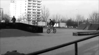 Konrad Szczygielski X Kozacko