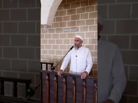 يا دنيا غري غيري قد طلقتك ثلاث