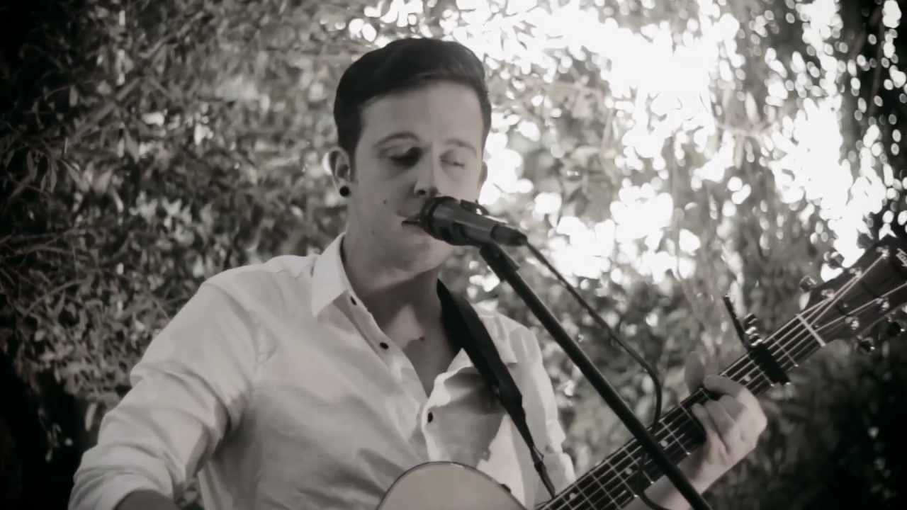 David Greenwood Performing "This Cigar" Live at Hidden House