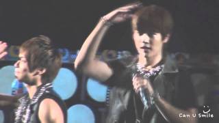 110804 SHINee Jonghyun & Minho - Hello(2) @ World Percussion Festival