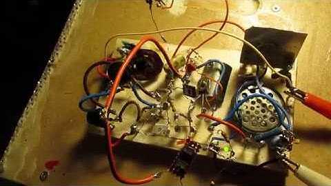 Low battery warning for a 24 Volt lead acid battery: Schmitt trigger experiment & ideas + schematic