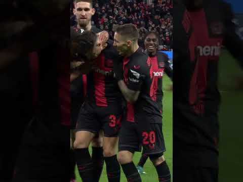 But et blague: quand Xhaka surprend son entraîneur avec une farce hilarante ! 🤣