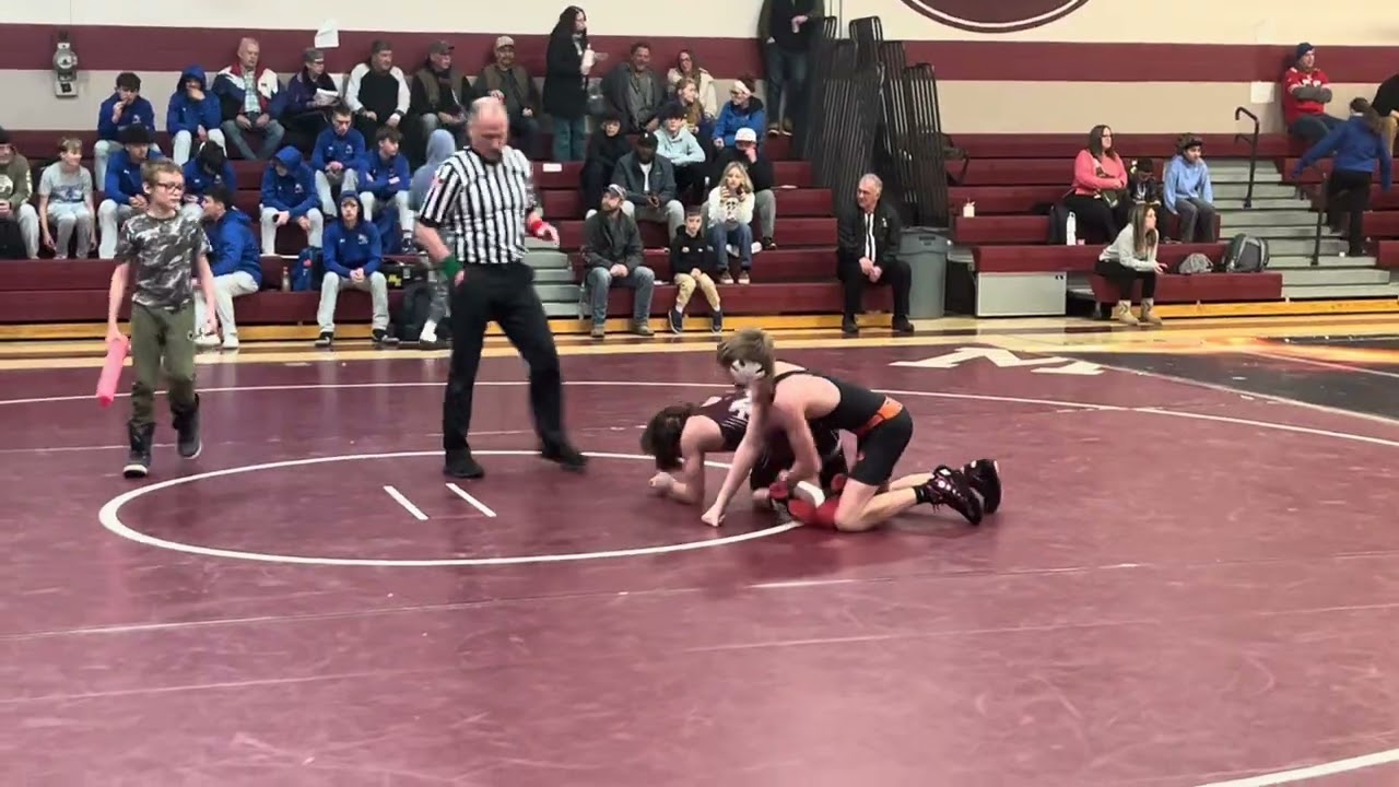 1/17/2026. Montrose Duals Vs. Tunkhannock. 121 lbs