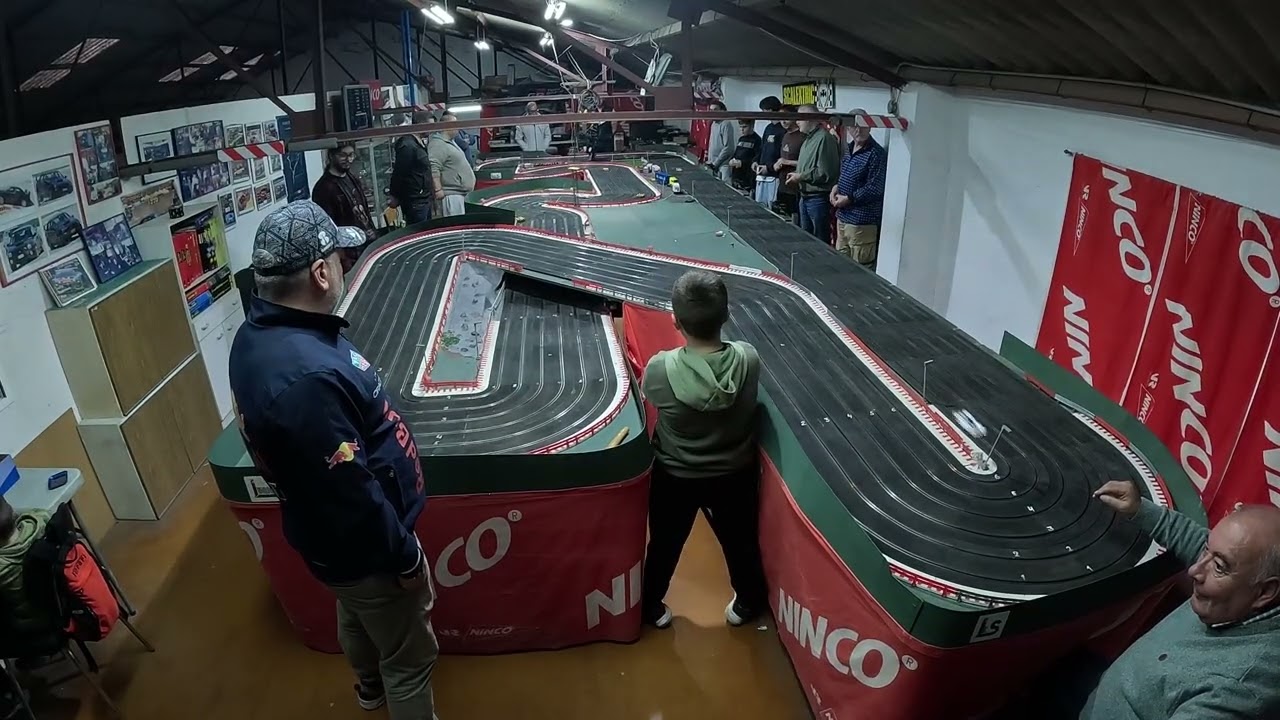 CARRERA DE CLÁSICOS EN SLOT AXARTEAM EL 21 02 2026 1 PARTE