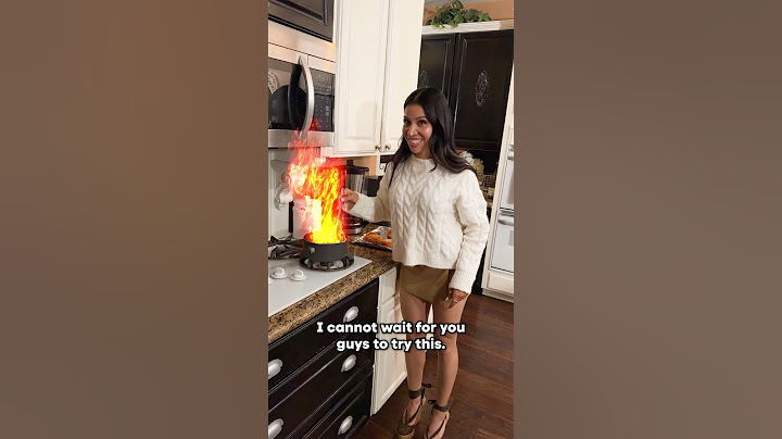 COOKING FOR MY WHITE BOYFRIEND AND HIS MOM!! 🔥😭 #shorts #comedy #latina