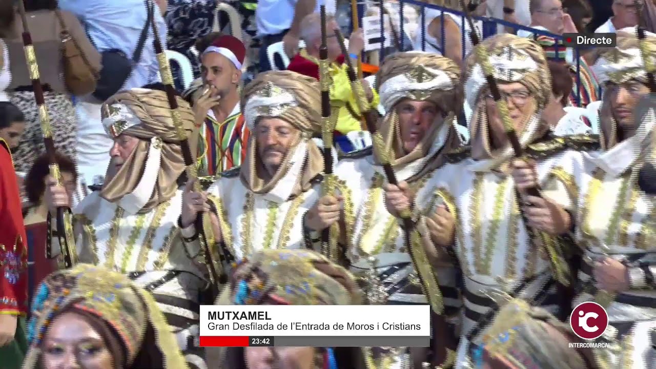 DIRECTE #Mutxamel: Gran Desfilada de l’Entrada de Moros i Cristians