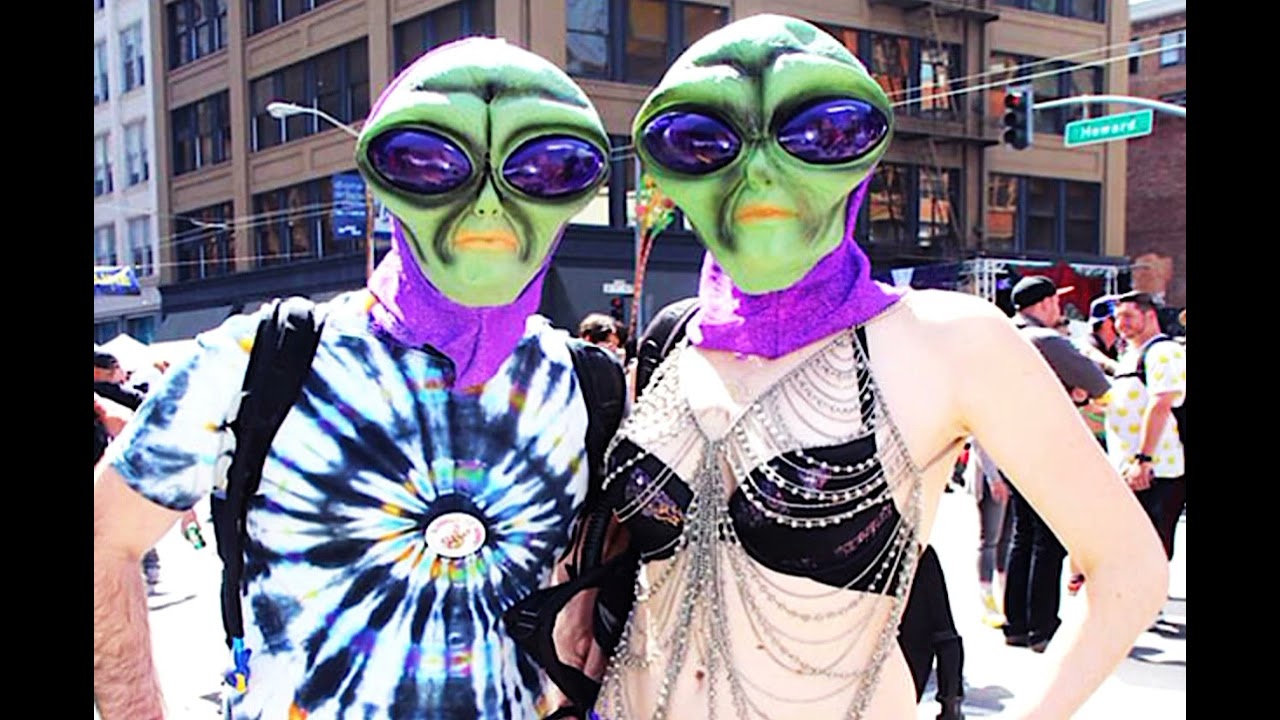 "weird till I die" sabertooth zombie. Reese Hanks on vocals and guitar