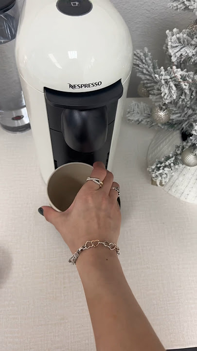 Morning coffee asmr 🤍 sooo glad I bought this nespresso for work! #asmr #coffee #aesthetic