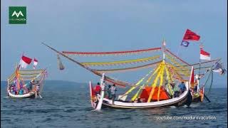 Pawai Perahu Petik Laut Pantai Utara Tanjung Saronggi Sumenep