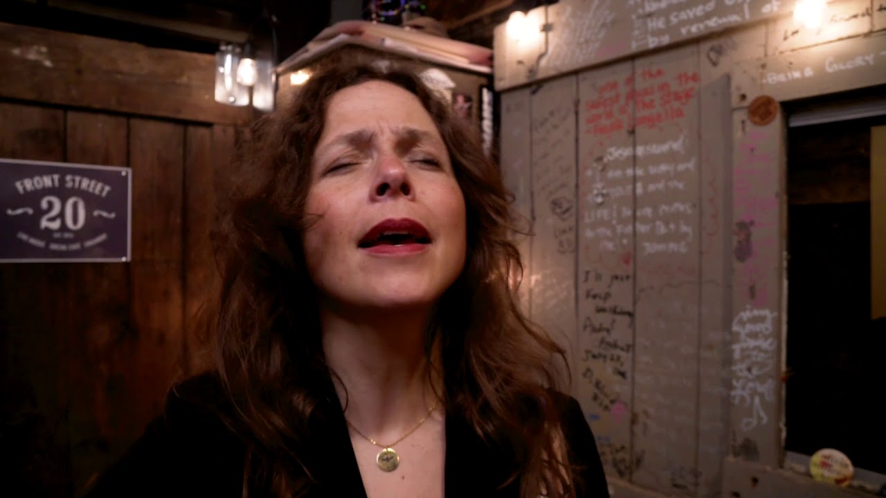 20 Front Street Green Room Session with May Erlewine