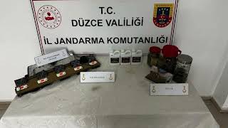 Evleri̇nde Kenevi̇r Bahçesi̇ Kurdular