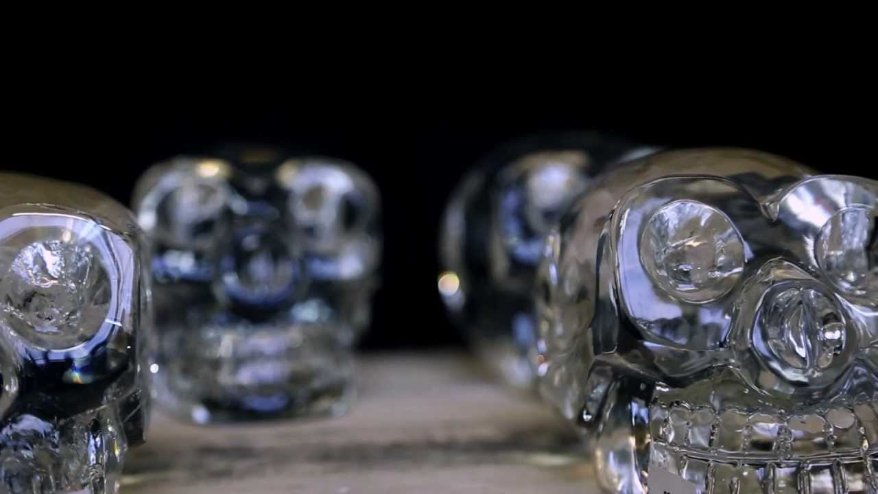Kristallen schedels en skulls bij Ruben Robijn te koop. Groothandel in mineralen.