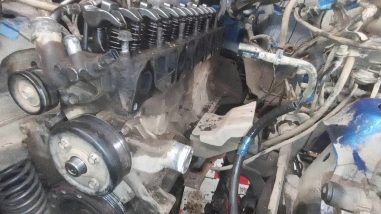 Jeep TJ 4.0 rebuild. motor is almost ready to be pulled out. PART 6