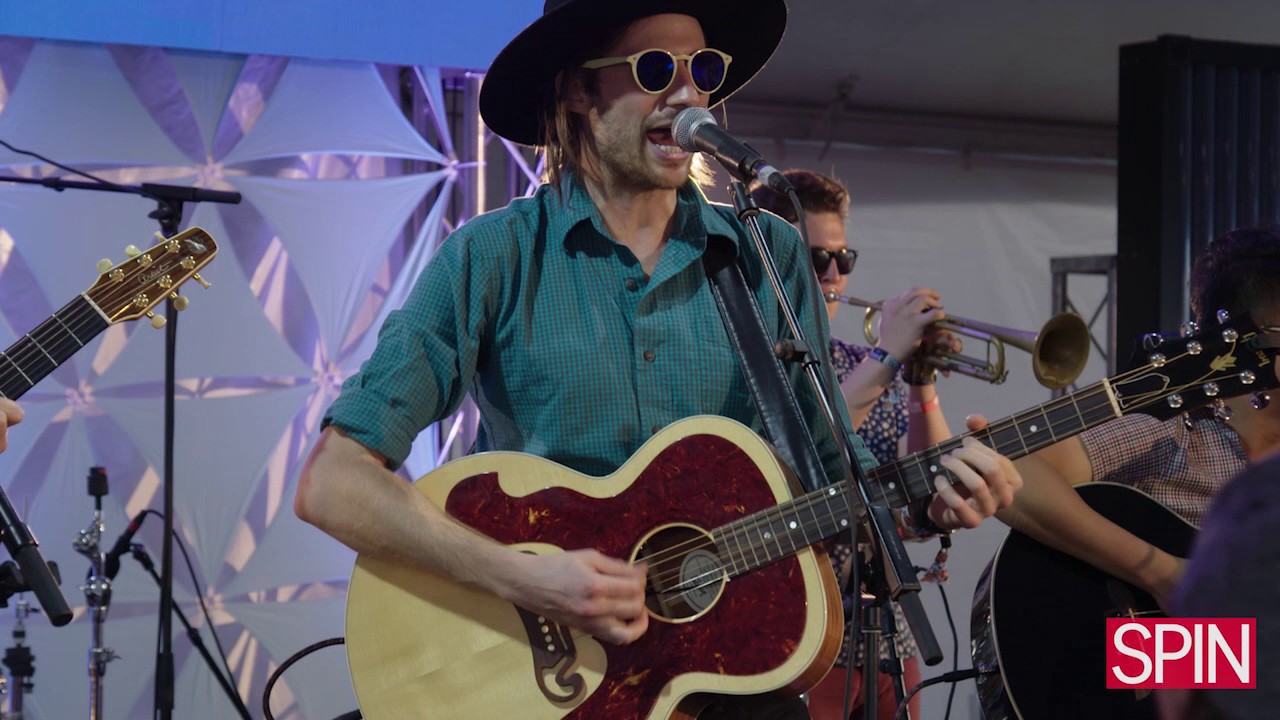 Watch: Saint Motel Perform “Move” at Voodoo 2016