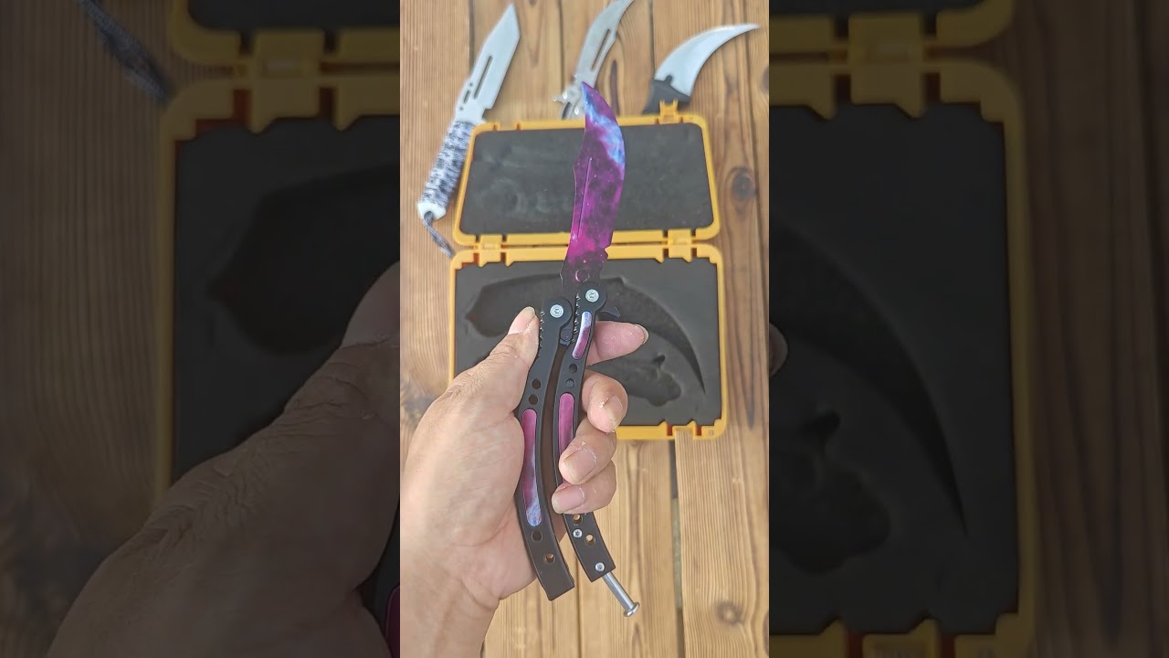 CSGO 1:1 Skin Model Unboxing: Karambit & Butterfly Knife 