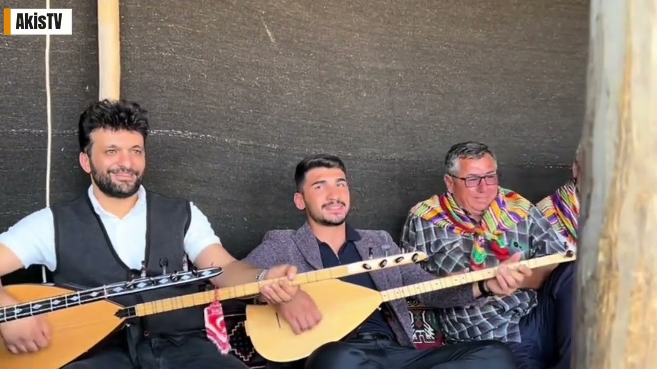 Üstad Kazanoğlu/Yağız Ozan/Halil Daylak Atışması İzleyenleri Gülmekten Kırdı Geçirdi