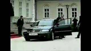 Old Volkswagen passat w8 commercial - january 2002