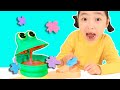 개구리 보드게임  대결!  Feed Frogs quickly！They are hungry! Frog board game battle! - 슈슈토이 Shushu ToysReview