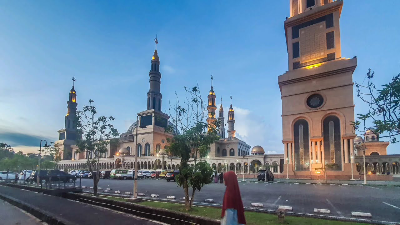 Tepian Mahakam dan Islamic Center Kaltim