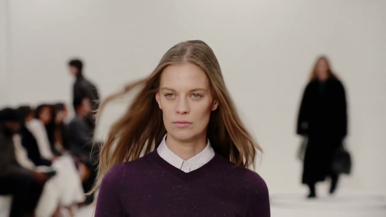 RUNWAY | カルバン・クライン 公式オンラインストア