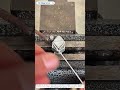 鉄ワイヤーの魔法：三角フレームを作る技術の秘密